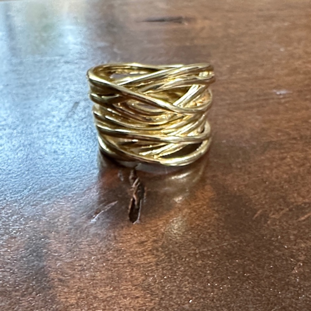 Gold-Tone Women's fashion Ring size 8